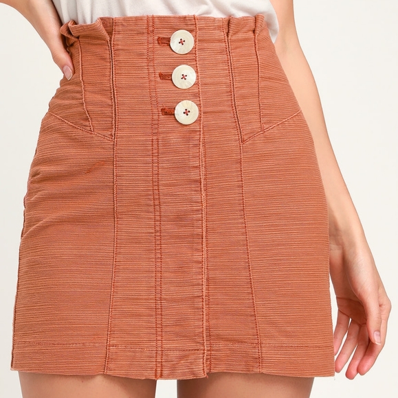 Every Minute Every Hour Terra Cotta Button-Up Mini - Picture 2 of 3